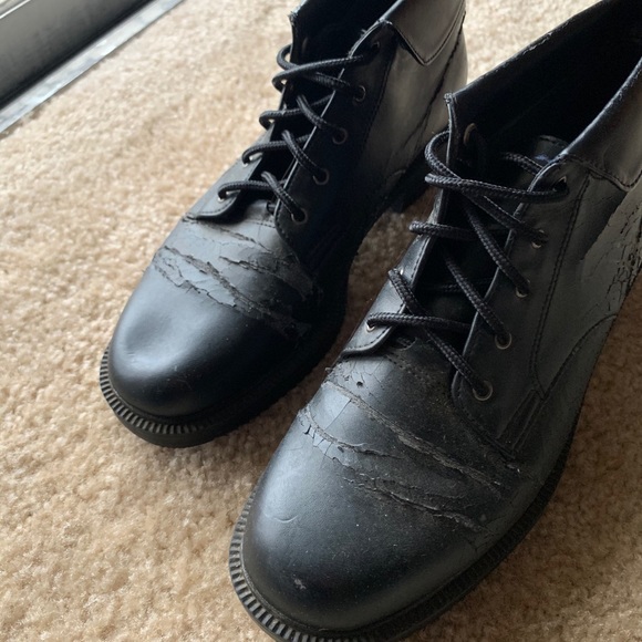 Black fake leather ankle boots - Picture 6 of 11